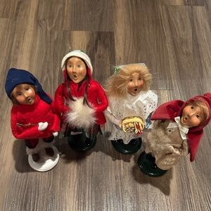 VINTAGE CAROLERS CHOICE BUNDLE OF 4